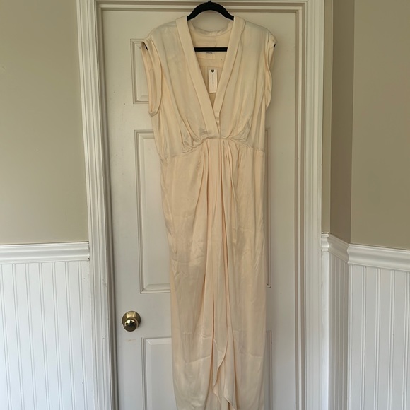 ANTHROPOLOGIE SLEEVELESS V-NECK TWIST-FRONT SATIN DRESS Sz 12 NWT - Picture 2 of 4